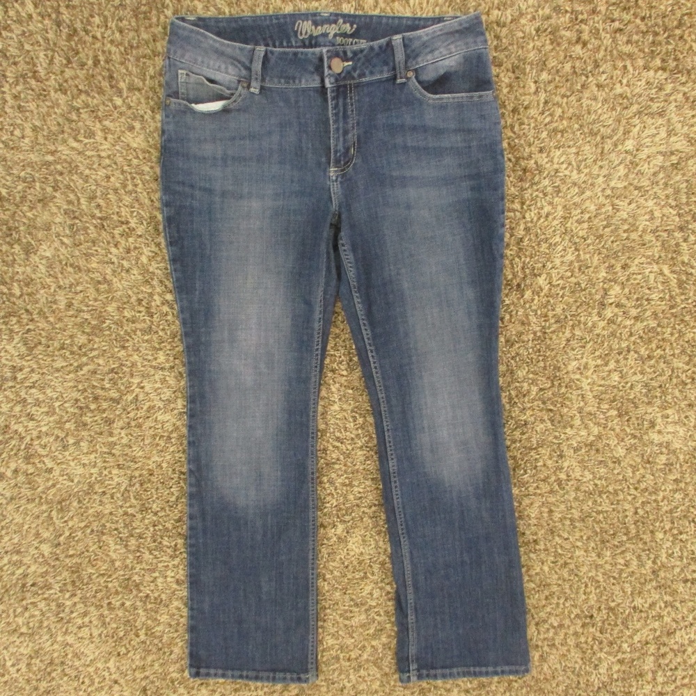 Wrangler Jeans Women's 11 Dark Wash Essential Mid Rise Bootcut Stretch Denim‎